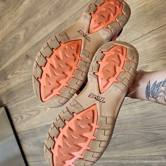 Teva Women's Sandals - Coral and Plum - Picture 4 of 4